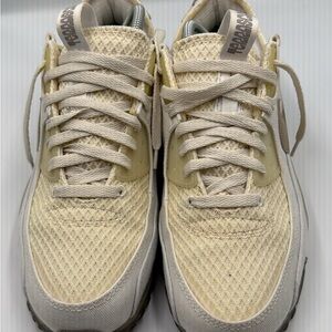 Nike Cream Athletic Shoes